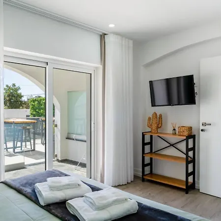 Malpique Heated Pool & Jacuzzi Albufeira