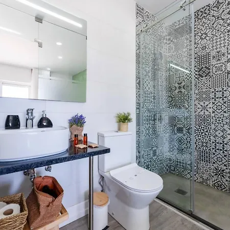 Privat bolig Malpique Heated Pool & Jacuzzi *