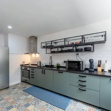 ホームステイ Malpique Heated Pool & Jacuzzi Guest House *