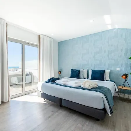 Malpique Heated Pool & Jacuzzi Guest House