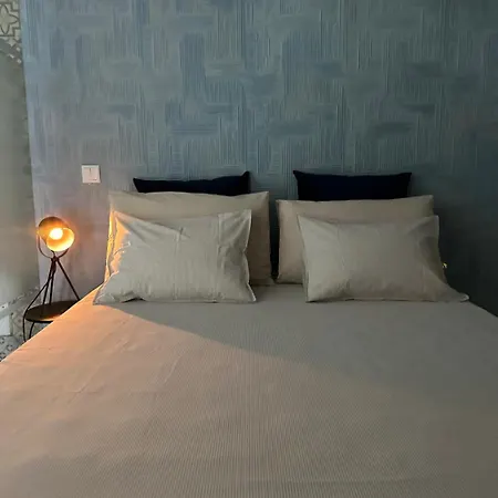 民宿 Malpique Heated Pool & Jacuzzi Guest House *