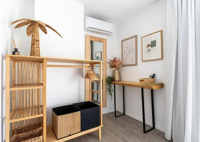 Malpique Guest House, Heated Pool&jacuzzi In Some *