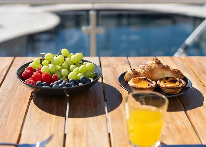 Malpique Guest House, Heated Pool&jacuzzi In Some Albufeira